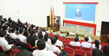 Rektor-Bekali-Nilai-dan-Karakter-138-Pegawai-Baru-IPB-University-770x400