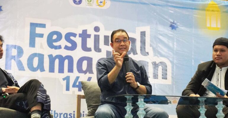 anies-baswedan-berbagi-gagasan-dalam-semarak-ramadan-al-hurriyyah-1447-h.jpg-770x400