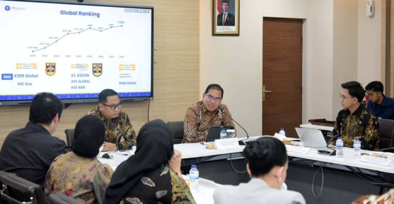 bksap-dpr-ri-kunjungi-ipb-university-bahas-untuk-pengembangan-dan-regulasi-ai.jpg-770x400