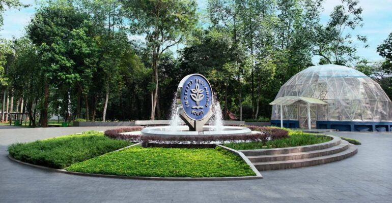 ipb-university-konsisten-pimpin-aksi-sdgs-ukir-prestasi-nasional-dan-perkuat-posisi-di-panggung-global.jpg-1-770x400