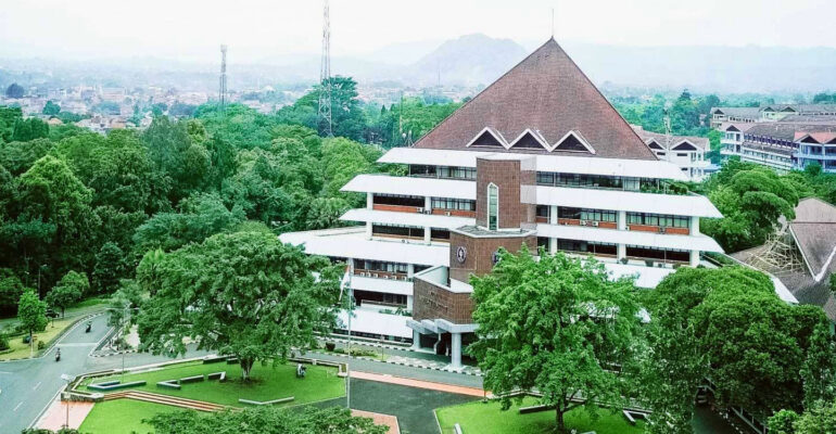 ipb-university-terbanyak-raih-pendanaan-bima-penelitian-multitahun-lanjutan-tahun-2026-161-proposal-lolos-didanai.jpg-770x400